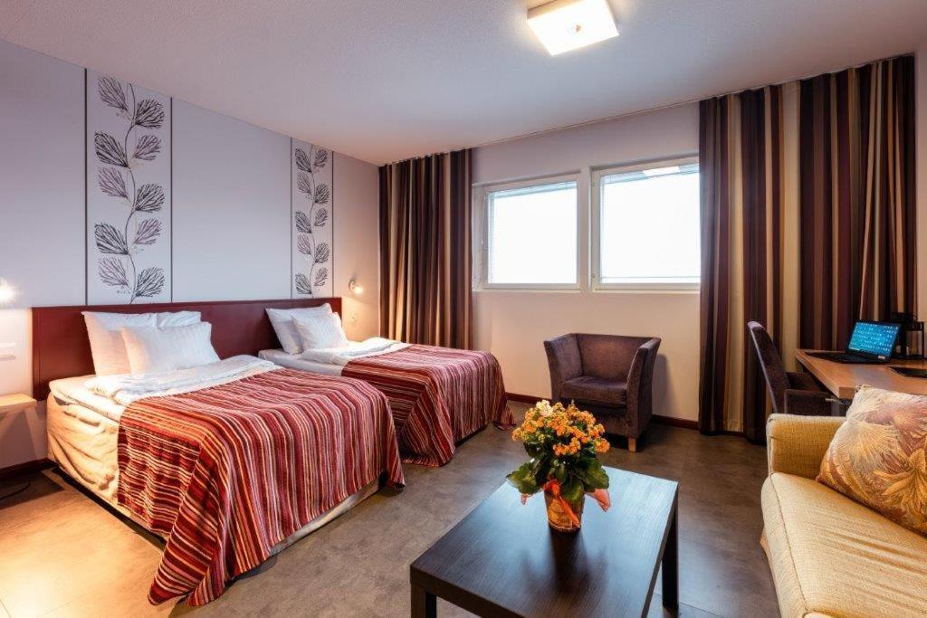 סאלו Hotel Salora מראה חיצוני תמונה