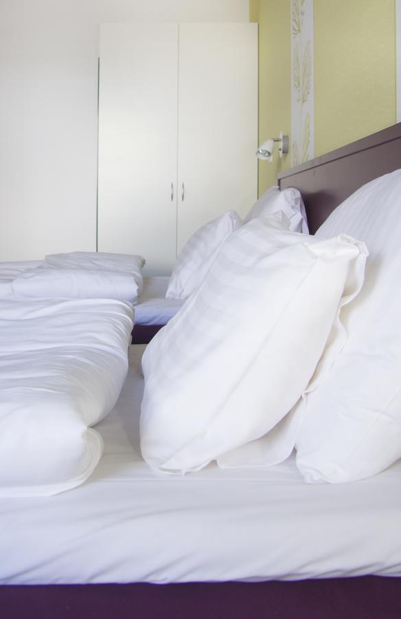 סאלו Hotel Salora מראה חיצוני תמונה