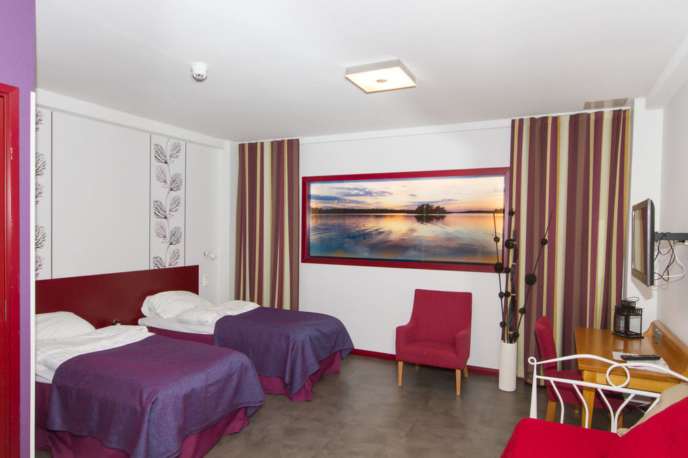 סאלו Hotel Salora מראה חיצוני תמונה