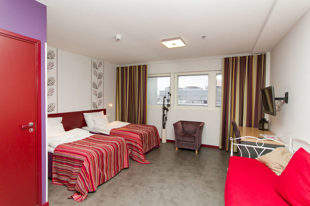 סאלו Hotel Salora מראה חיצוני תמונה